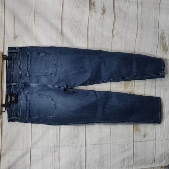 SIMPLY Vera Vera Wang Mid-Rise Straight Leg Jeans, Size 10 - Picture 7 of 14